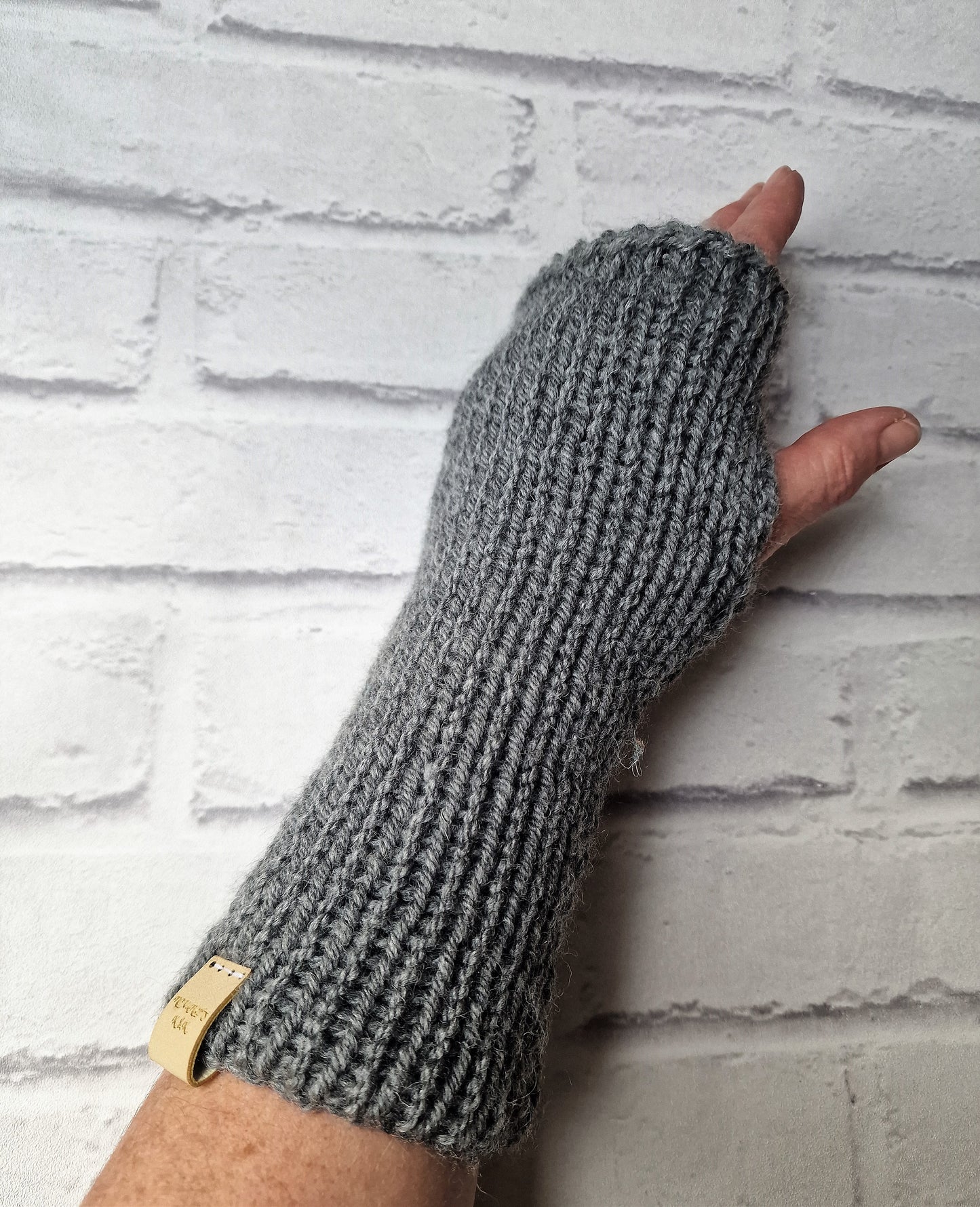Fingerlaess Gloves - Grey